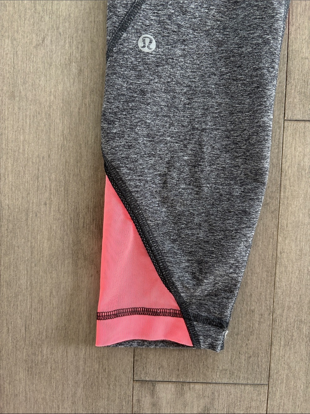 lululemon athletica Charcoal Gray Leggings with Coral Panels - Picture 10 of 11